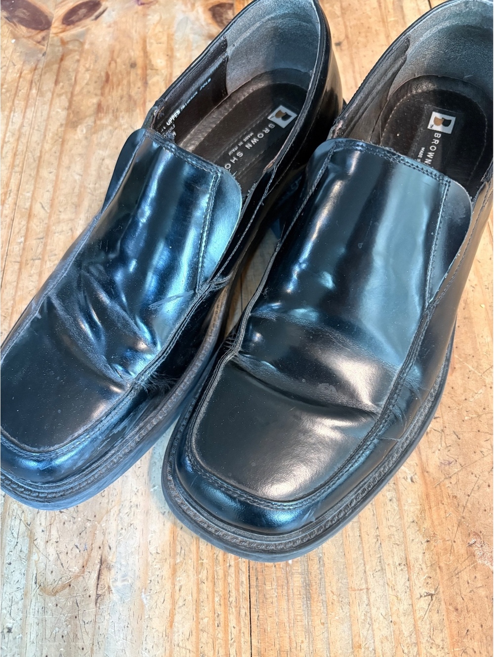 Brown Shoe Black Leather Slip-On Loafers Size 11 M